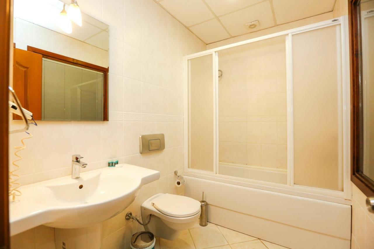 Gocek Unlu Hotel Εξωτερικό φωτογραφία