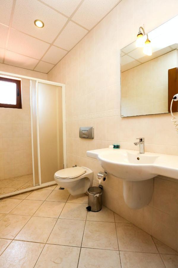 Gocek Unlu Hotel Εξωτερικό φωτογραφία